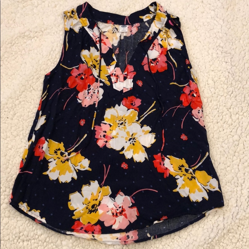 Floral top